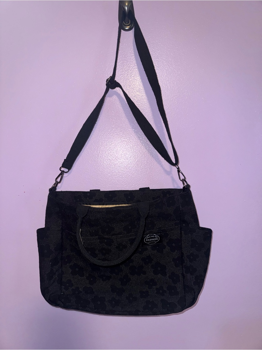 Source Unknown Black Floral Crossbody Bag